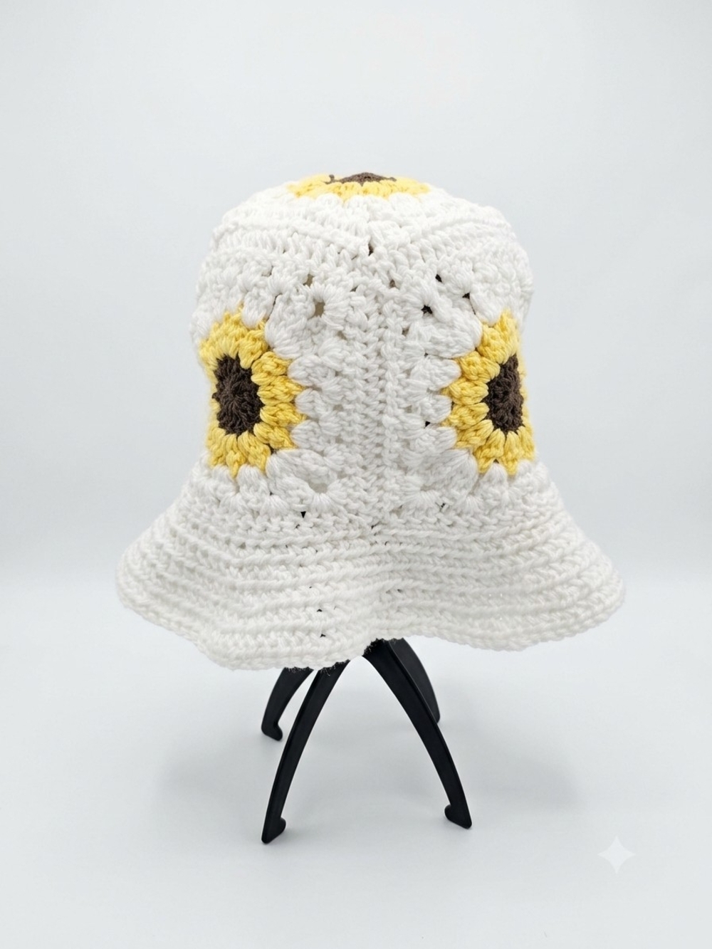Eye Of A Kind Crafts Crochet Sunflower Bucket Hat White Granny Square NWT